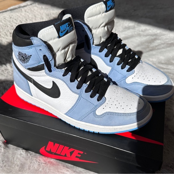 AIR JORDAN 1 HIGH OG University blue - Picture 4 of 13